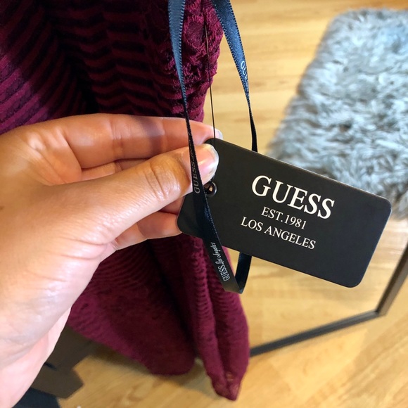 Red lace Guess dress, (with tags still on), size 2 - Picture 4 of 4
